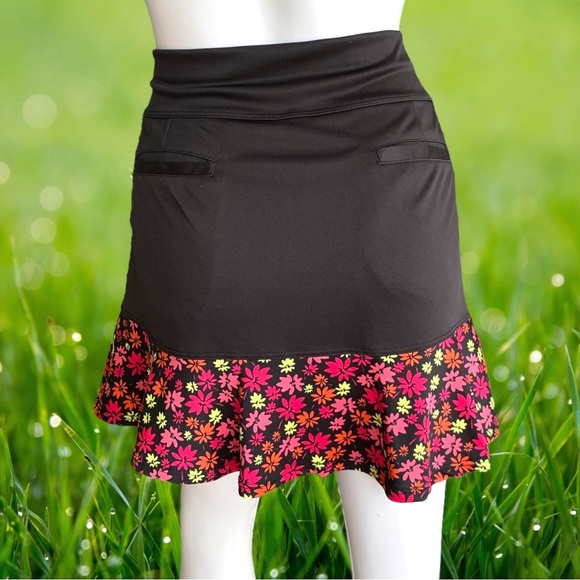 PGA TOUR GOLF/TENNIS/PICKLE BALL SKIRT. FLORAL/BLACK. WOMEN’S SIZE M/M - Picture 3 of 6